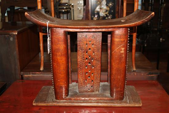 African hardwood Ashanti stool(-)